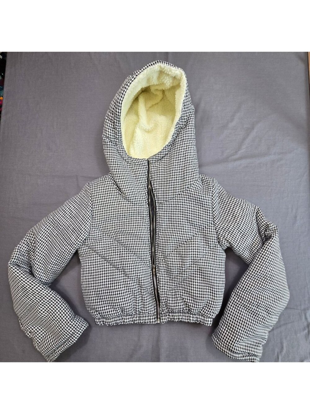 Princess Polly S/M Cropped Puffer Jacket Black & White Gingham Sherpa-Lined Hood